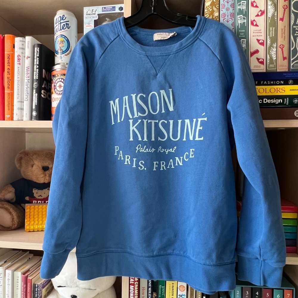 💙 MAISON KITSUNE Palais Royal Sweatshirt